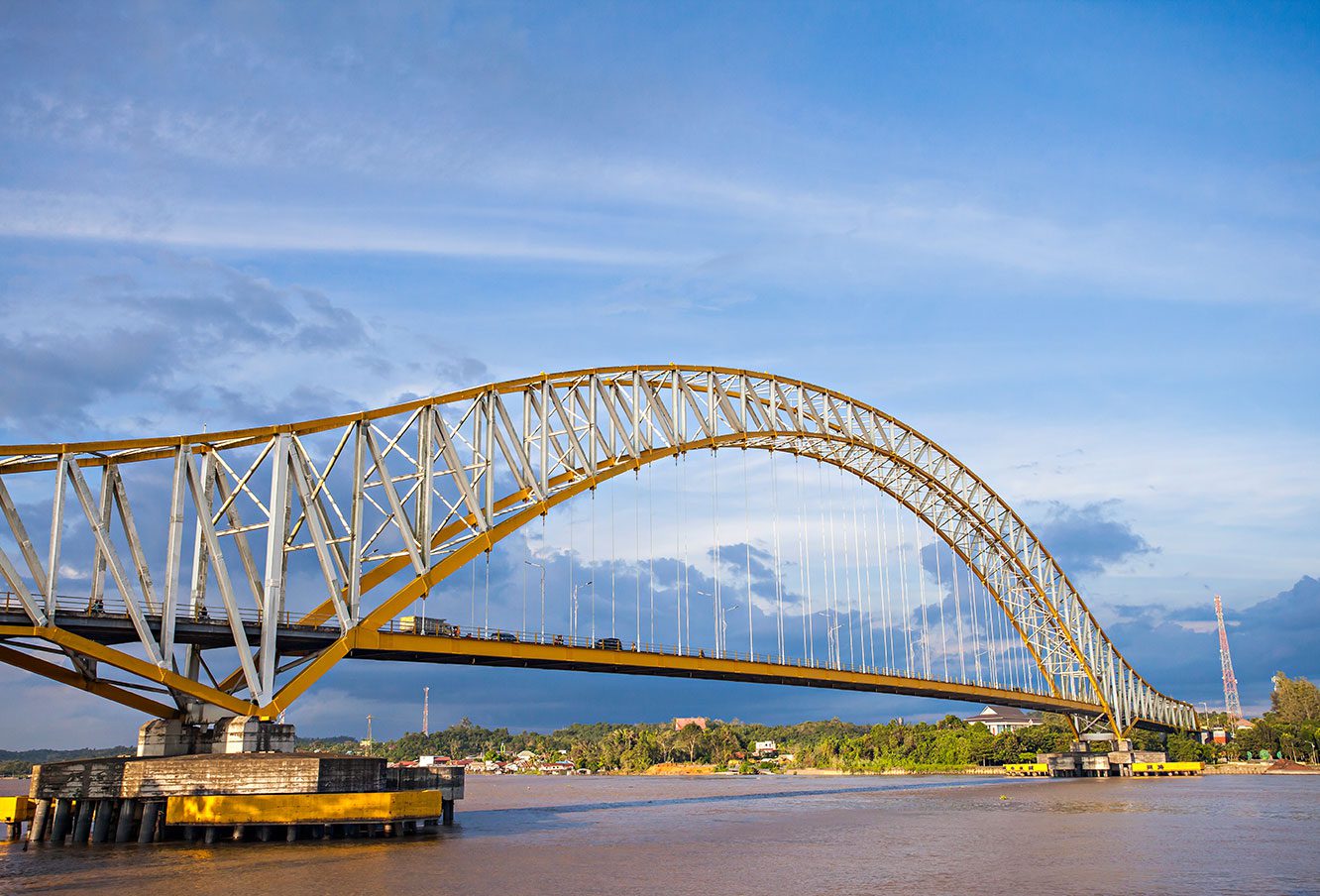 Ikut Membangun Negri, Propan Raya Bangun Jembatan Kartanegara